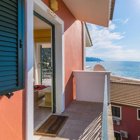 Glyfada Panoramic Sea View 146 Appartement Buitenkant foto